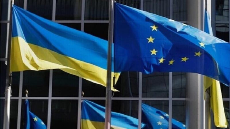 صحيفة: أوروبا تعدّ خطة مضادة للمبادرة الأمريكية المزعومة للسلام في أوكرانيا