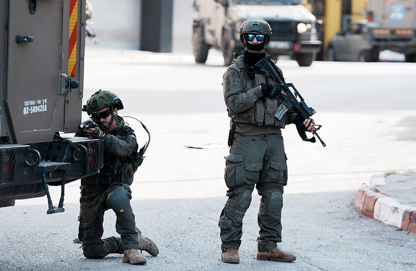 مقتل فلسطينيين برصاص إسرائيلي شمال القدس (فيديو)