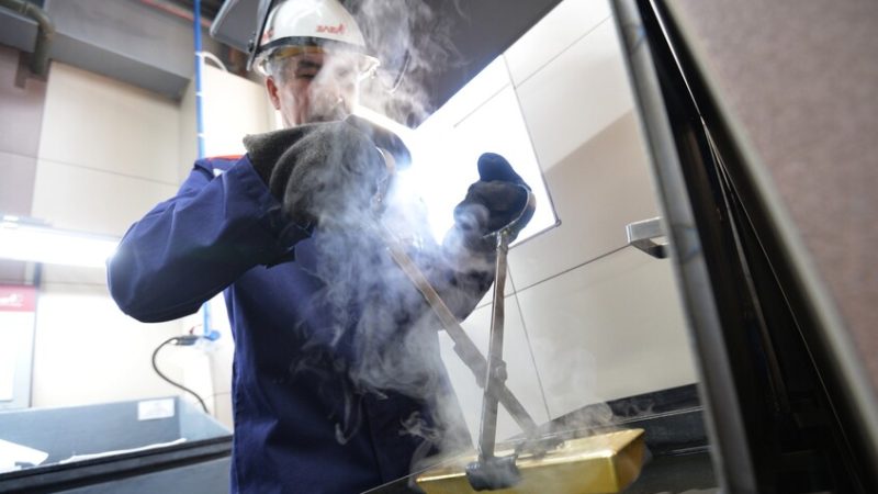 روسيا.. الحكم بالسجن 9 سنوات على مؤسس شركة للتنقيب عن الذهب تسببت بأضرار بيئية