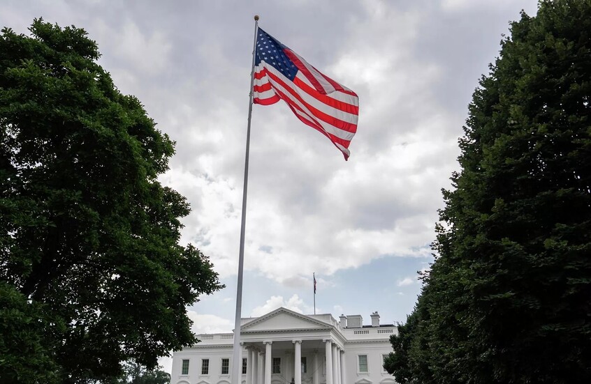 سي إن إن: ترامب يسعى لتوقيع اتفاق سلام بين روسيا وأوكرانيا قبل نهاية العام الجاري