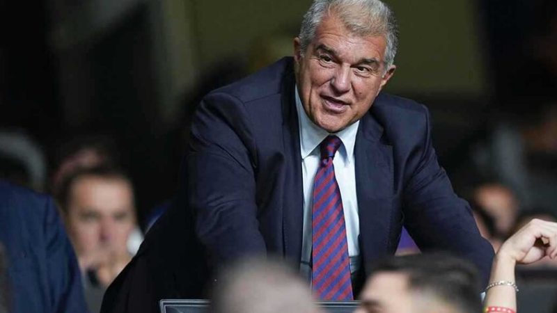 رد مفاجئ من لابورتا على قضية تيباس بشأن مخالفات برشلونة