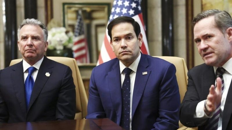 روبيو وويتكوف يشاركان في محادثات جنيف حول التسوية الأوكرانية