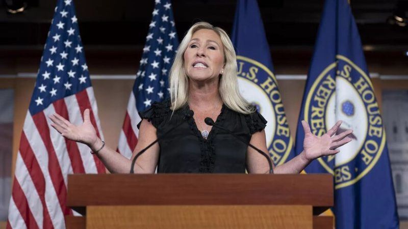 ترامب: غرين ستأخذ استراحة قصيرة من الكونغرس وسأكون مسرورا بعودتها إلى العمل السياسي