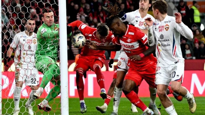 شاهد.. هدف من ركلة ركنية مباشرة يحسم “ديربي” موسكو