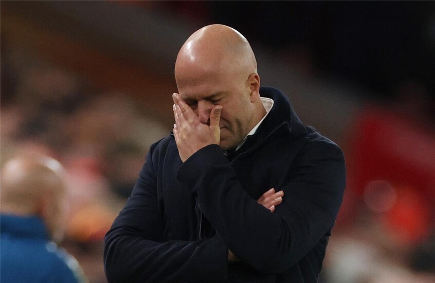 رد فعل سلوت بعد سقوط ليفربول المذل أمام نوتينغهام فورست