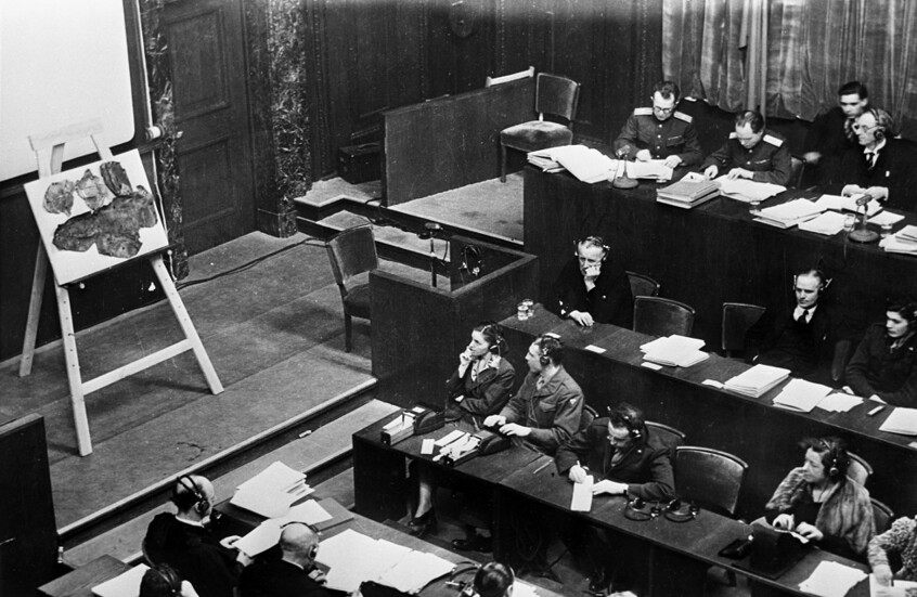 روسيا تندد بمحاولات هوليوود تزييف وقائع محاكمة مجرمي ألمانيا النازية في نورمبرغ