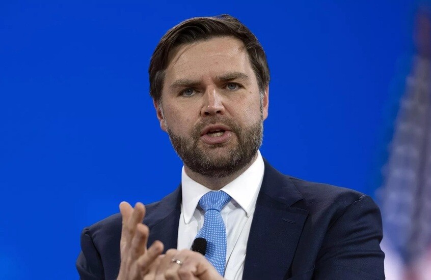 نائب الرئيس الأمريكي يبرز في جهود التسوية بأوكرانيا وخطة السلام تثير تفاصيلها جدلا