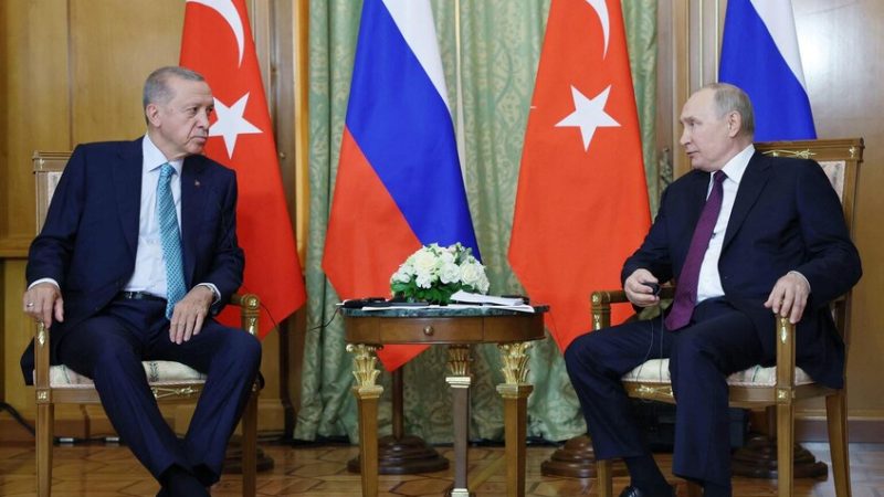 الكرملين يؤكد إجراء اتصال هاتفي بين بوتين وأردوغان الاثنين