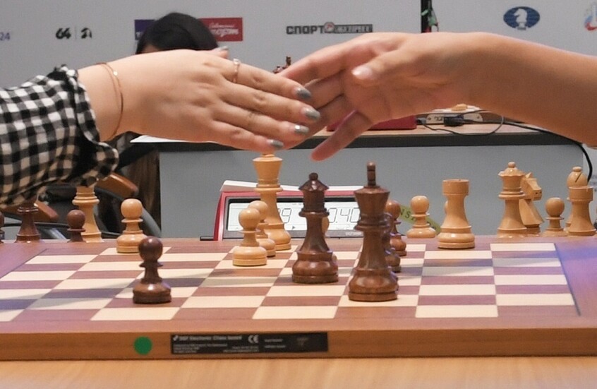 روسيا تتوج ببطولة العالم للشطرنج لفريق السيدات