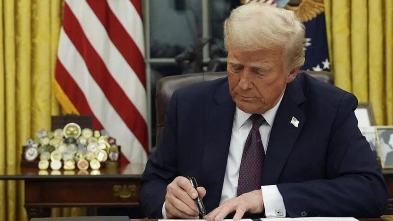 البيت الأبيض: ترامب يواصل السعي لإنهاء الصراع في أوكرانيا