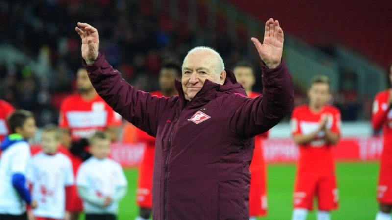 وفاة أسطورة نادي سبارتاك موسكو نيكيتا سيمونيان