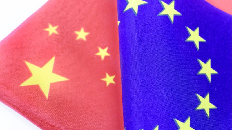 “بوليتيكو”: الاتحاد الأوروبي يفشل في منافسة النفوذ الاقتصادي الصيني في إفريقيا