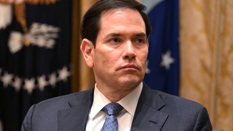 “بوليتيكو”: روبيو يحاول تصوير محادثات جنيف على أنها إيجابية