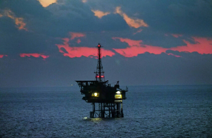 انخفاض النفط متأثرا بمخاوف فائض المعروض