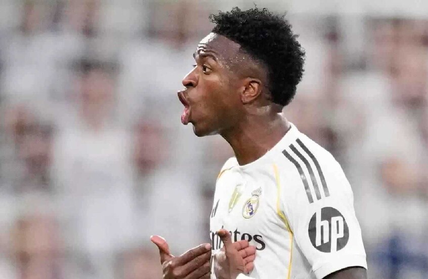 فينيسيوس جونيور يلوي ذراع ريال مدريد