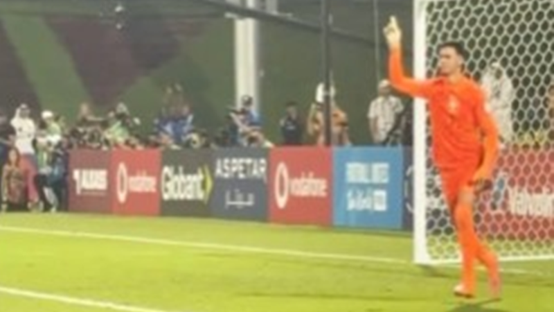 رقصة “التأهل المبكر” تنقلب كابوسا.. واحدة من أغرب اللحظات في كأس العالم للناشئين (فيديو)