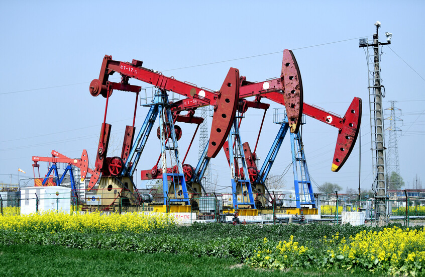 ارتفاع النفط بعد أدنى مستوى سجله في شهر