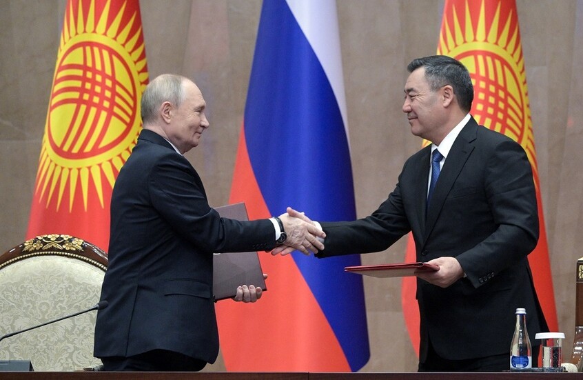 رئيس قيرغيزستان: ” قاعدة  “كانت” الجوية الروسية عنصر مهم في الحفاظ على الاستقرار في آسيا الوسطى