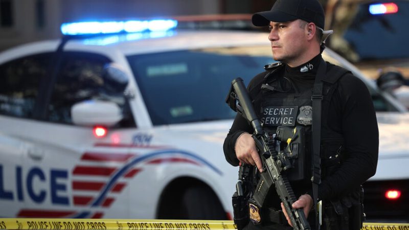 الخدمة السرية الأمريكية تقلل من فرضية استهداف البيت الأبيض نفسه في حادث إطلاق النار بواشنطن