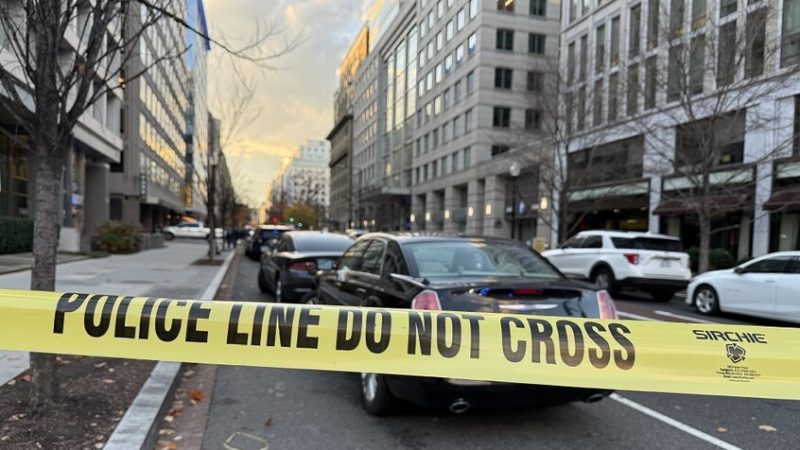 سيناتورة أمريكية تدعو إلى فحص جميع الأفغان الواصلين إلى الولايات المتحدة في عهد بايدن