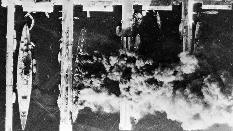 إغراق الأسطول الفرنسي.. الدرس الأبدي!