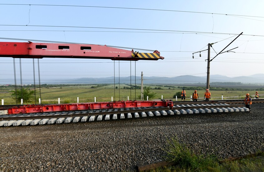 لاتفيا تدرس قطع شريان الحياة مع روسيا