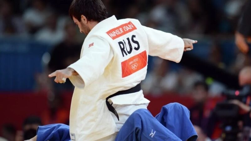 بعد 3 سنوات من القيود.. الجودو الروسي يعود دوليا وأبوظبي تشهد أول ظهور لهم