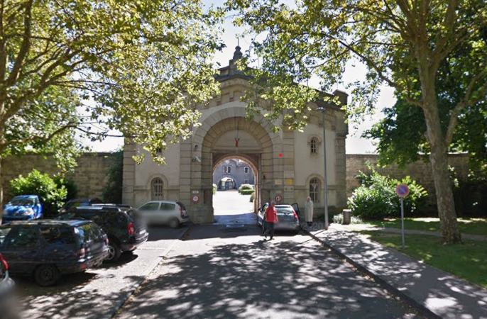 فرار محتجزين اثنين من سجن فرنسي باستخدام منشار وملاءات