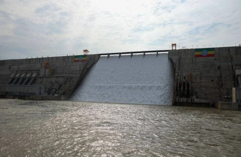 خطوة مصرية استعدادا لـ”مفاجآت” سد النهضة