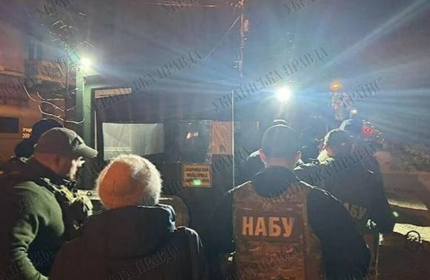 مداهمة مقر رئيس مكتب زيلينسكي على خلفية فضيحة الفساد