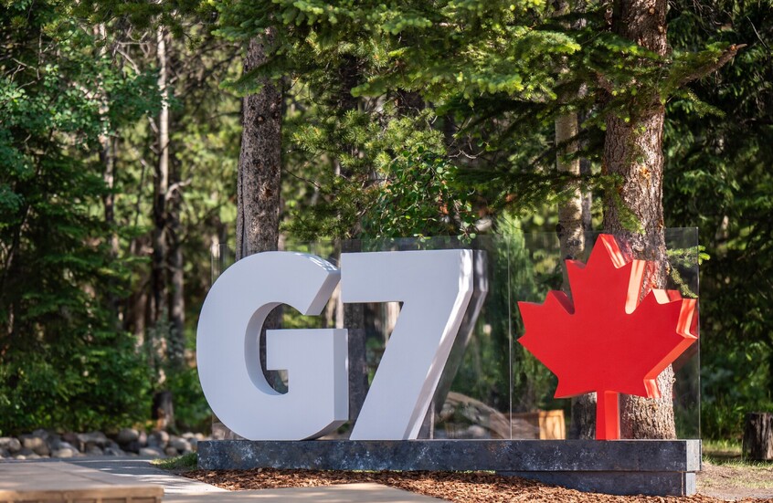 زاخاروفا: ننتظر خطوات عملية من الغرب لإعادة النظر بالعلاقات