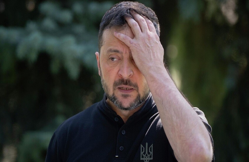 إعلام أوكراني: زيلينسكي سيفقد سيطرته بعد استقالة مدير مكتبه بفضيحة مدوية