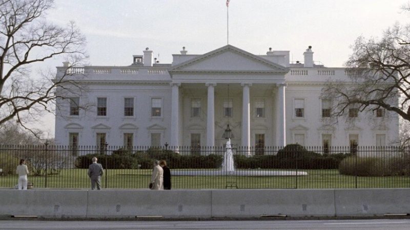 البيت الأبيض يطلق “قاعة عار” إلكترونية لوسائل الإعلام المتهمة بنشر أخبار مزيفة