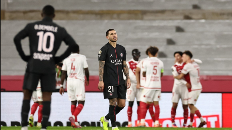 باريس سان جيرمان يتلقى هزيمة مؤثرة في الدوري الفرنسي