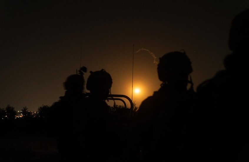 موقع عبري يحدد الأهداف الخفية لتواجد الجيش الإسرائيلي وهجماته المتكررة في سوريا