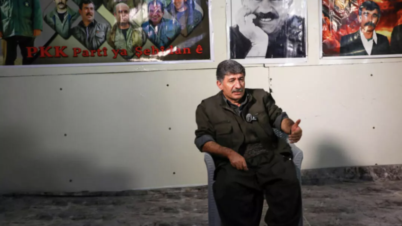 قيادي في “العمال الكردستاني”: لن نتخذ أي خطوة أخرى مع تركيا قبل الإفراج عن أوجلان