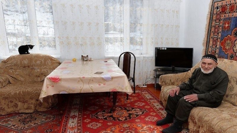 عالم روسي يتوقع زيادة عمر الإنسان إلى 120 عاما ويذكر الأسباب