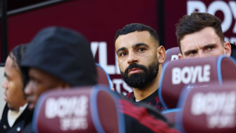 مدرب ليفربول يكشف ما وراء استبعاد صلاح من مواجهة وست هام