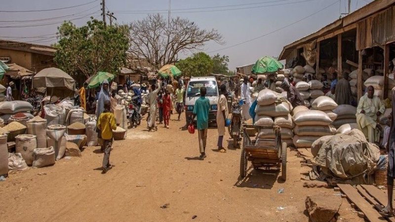 مسلحون يخطفون قسا و11 من المصلين في هجوم على كنيسة بنيجيريا