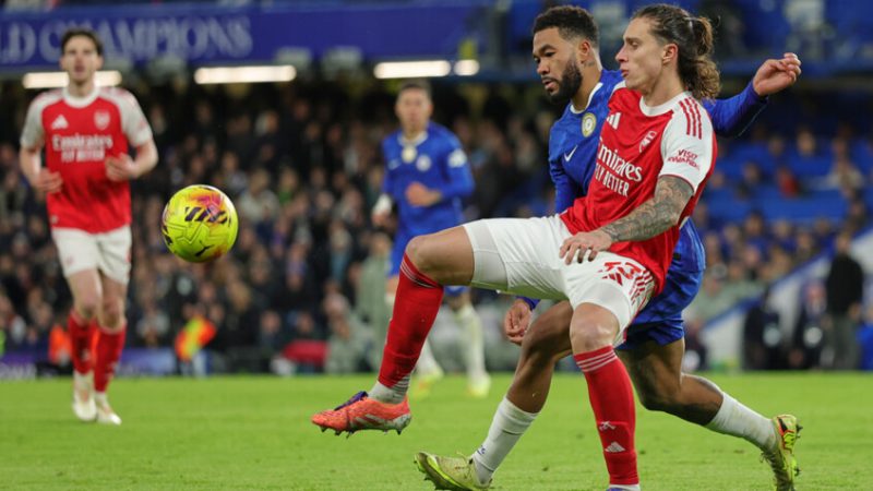 تشيلسي “المنقوص” يتعادل مع أرسنال في قمة مثيرة بالدوري الإنجليزي