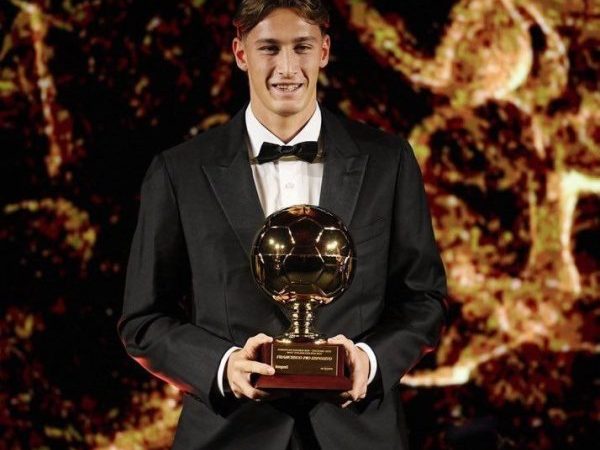 كونتي يتوج بجائزة أفضل مدرب في إيطاليا لعام 2025