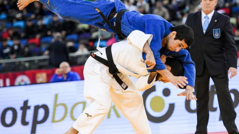 روسيا تتصدر بطولة “غراند سلام” للجودو في أبوظبي 