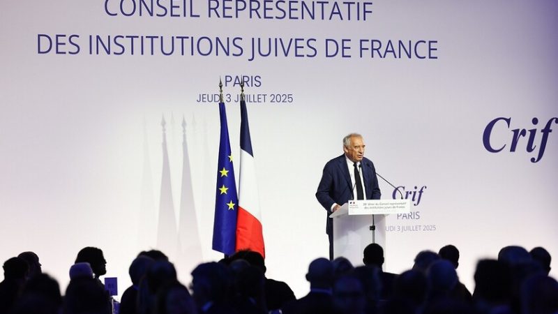 فيديو يفجر فضيحة تجسس يهودي على المسلمين في فرنسا