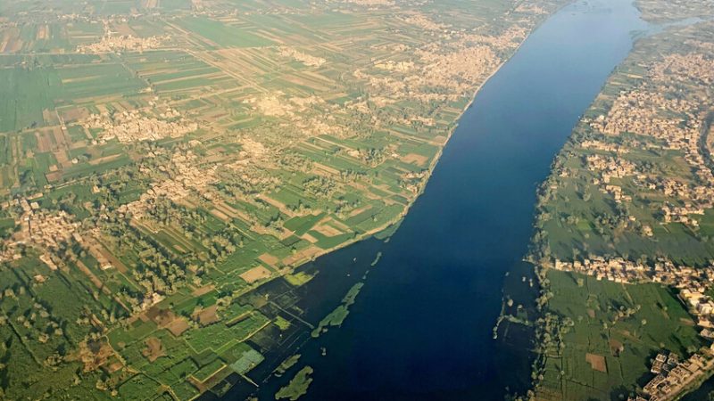 صحيفة عبرية: تل أبيب تستغل أزمات مياه الشرق الأوسط من مصر إلى إيران لخلق فرص لشركاتها