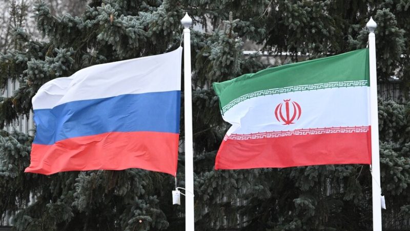 شركات روسية تطرح شراكة صناعية مع إيران
