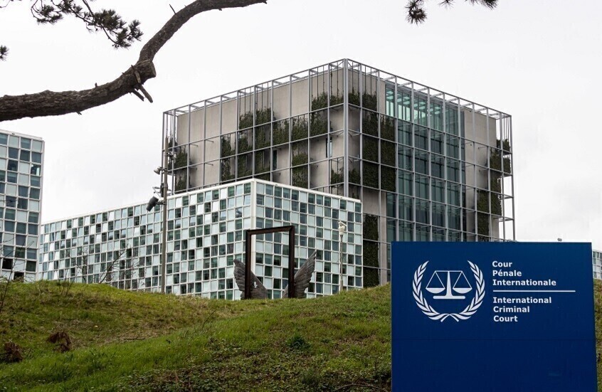 “الجنائية الدولية” تحتجز زعيم ميليشيات ليبي يشتبه بتورطه في عمليات قتل وتعذيب