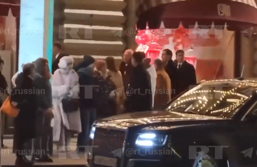 ويتكوف وكوشنر يصلان إلى الكرملين استعدادا لمحادثات مع بوتين حول أوكرانيا (فيديو)