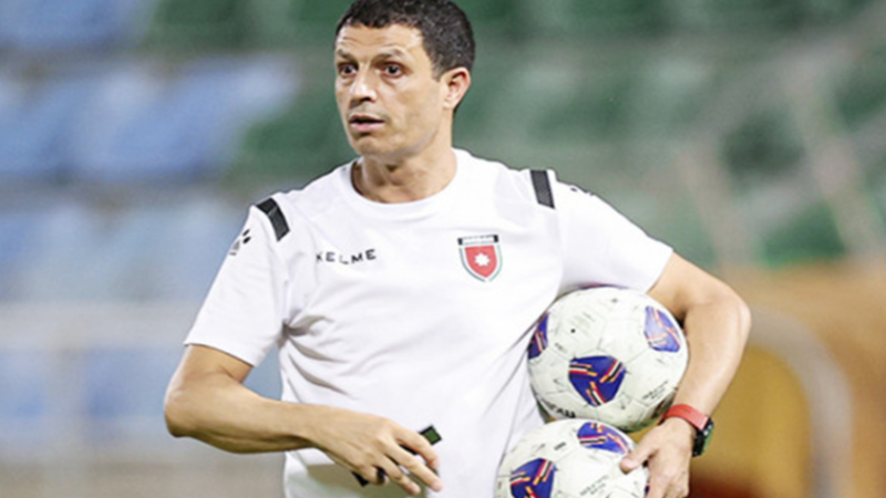 مدرب منتخب الأردن يتخذ قرارا هاما قبل مواجهة مصر في كأس العرب