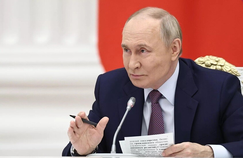 بوتين يأمر بالبدء الفوري في تنفيذ الخطة الهيكلية للاقتصاد الروسي حتى 2030