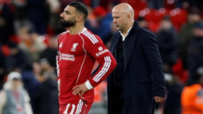 في أول تعليق علني.. سلوت يوجه انتقادا حادا لصلاح بعد تصريحاته الأخيرة